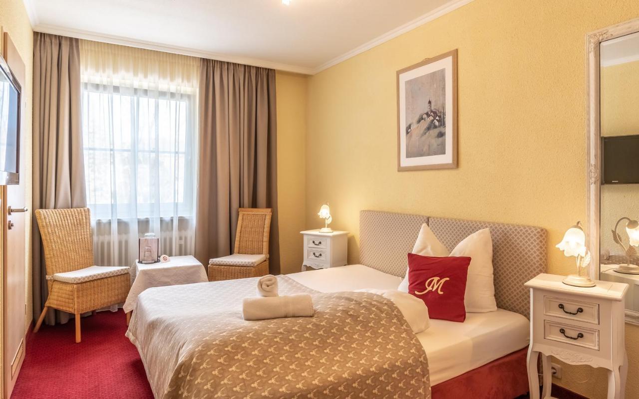 Hotel Mutz Garni Inning am Ammersee Exterior photo